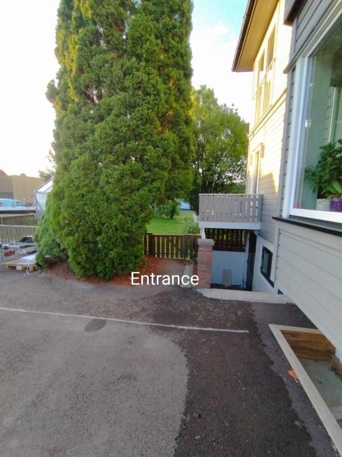 Hokksund Guest House In The Garden מראה חיצוני תמונה