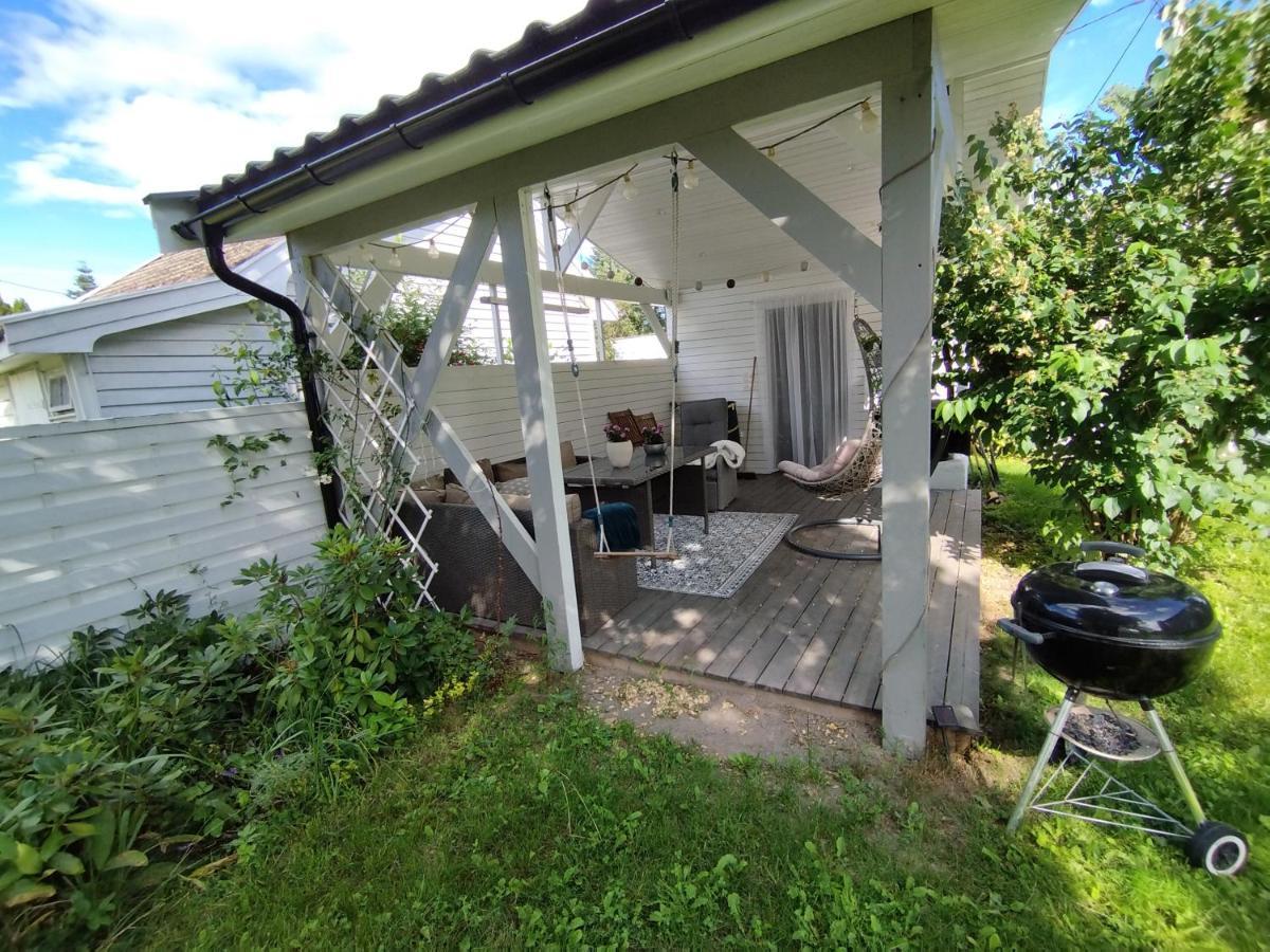 Hokksund Guest House In The Garden מראה חיצוני תמונה